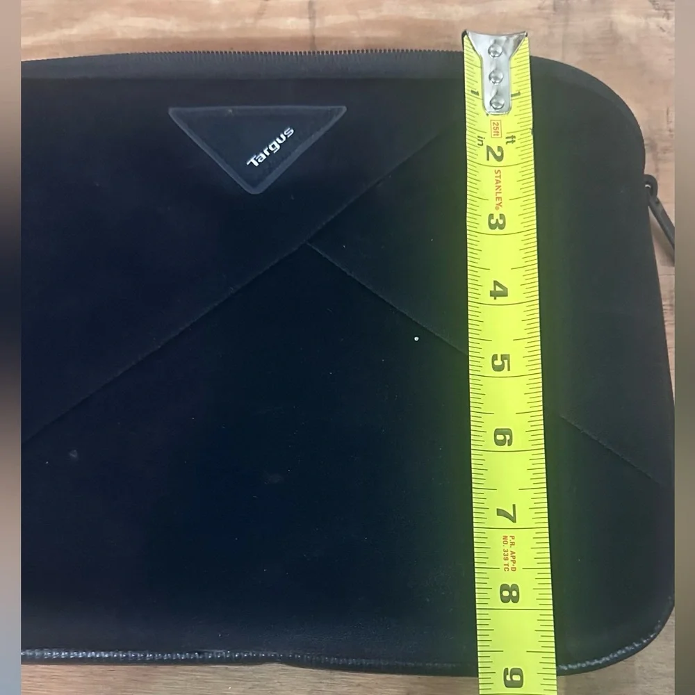 Targus Black Soft Padded Laptop Sleeve with Zip close